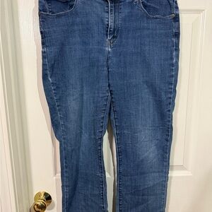 Levi's Women's Straight Leg Jeans in Blue